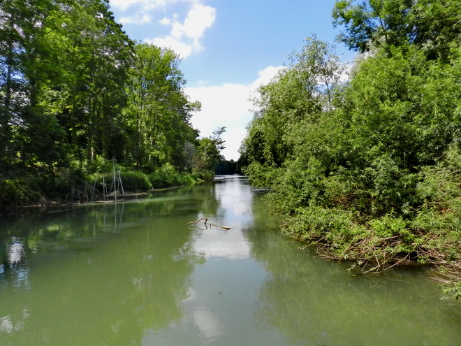 Vers NOISIEL 3 VAIRES sur MARNE ILE de FRANCE Seine et Marne Belle
